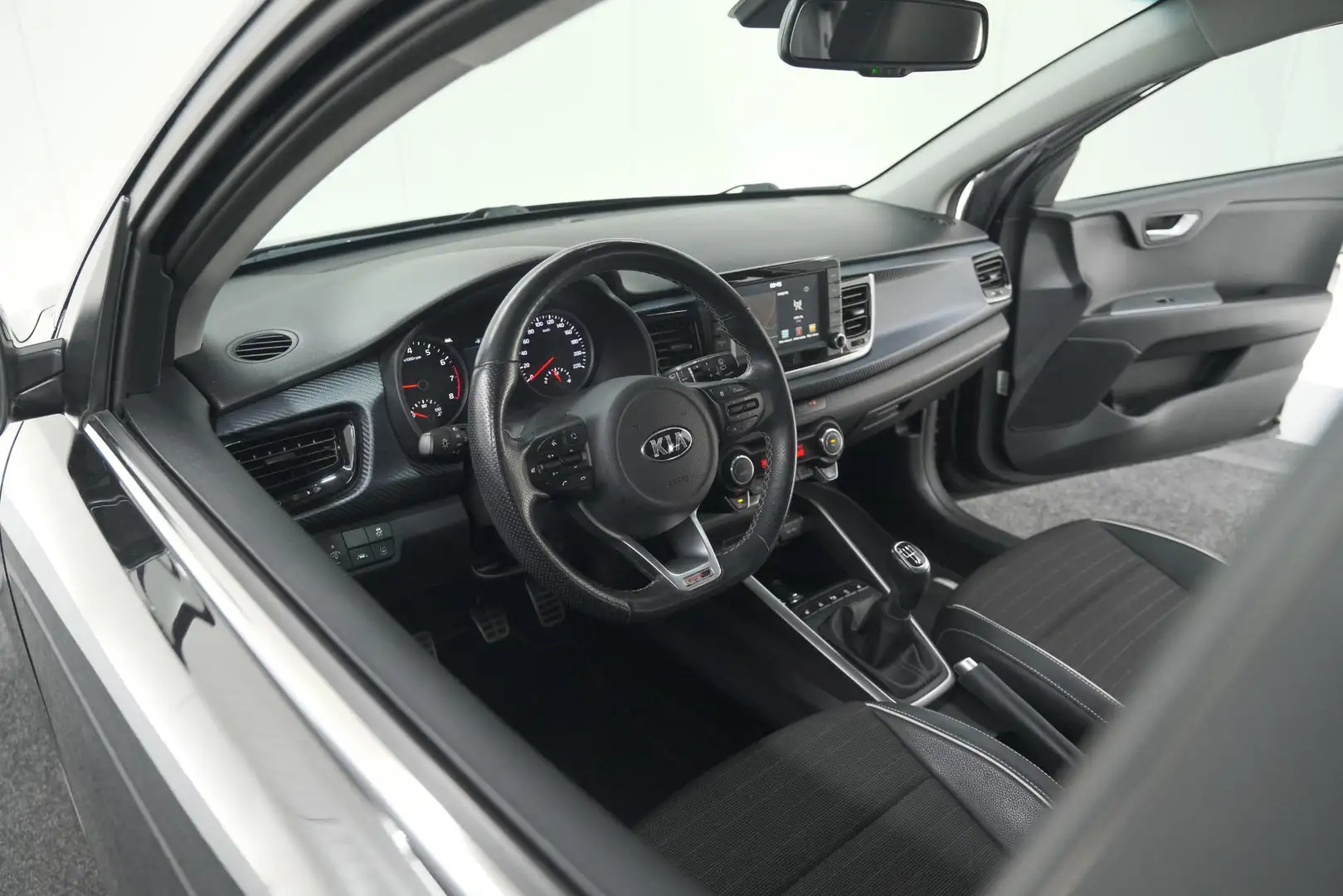 Kia Rio 1.0 TGDI GT-Line | Pack Winter | Camera | Apple Ca Noir - 2