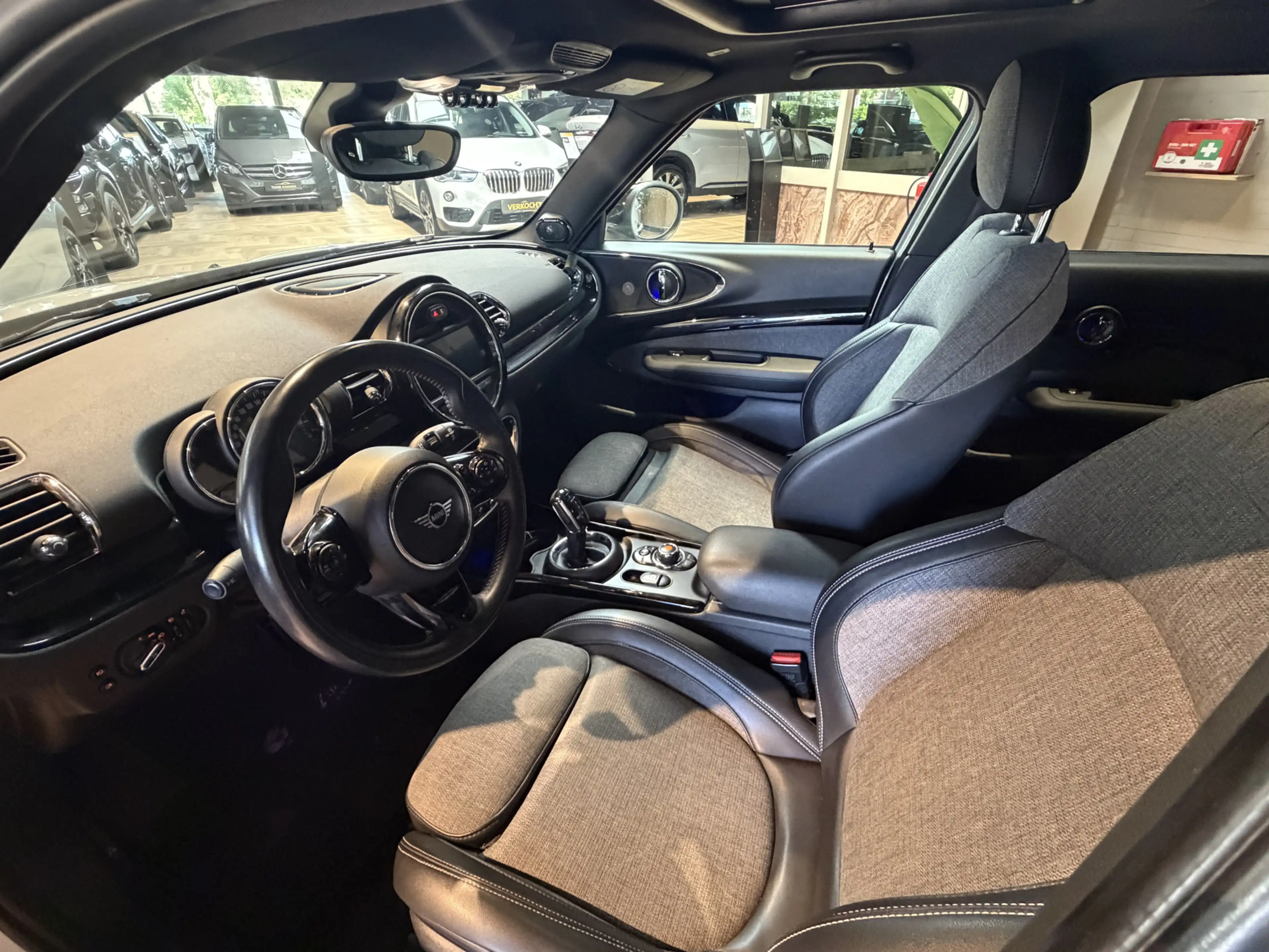 MINI Cooper Clubman 1.5 Chili — photo 9