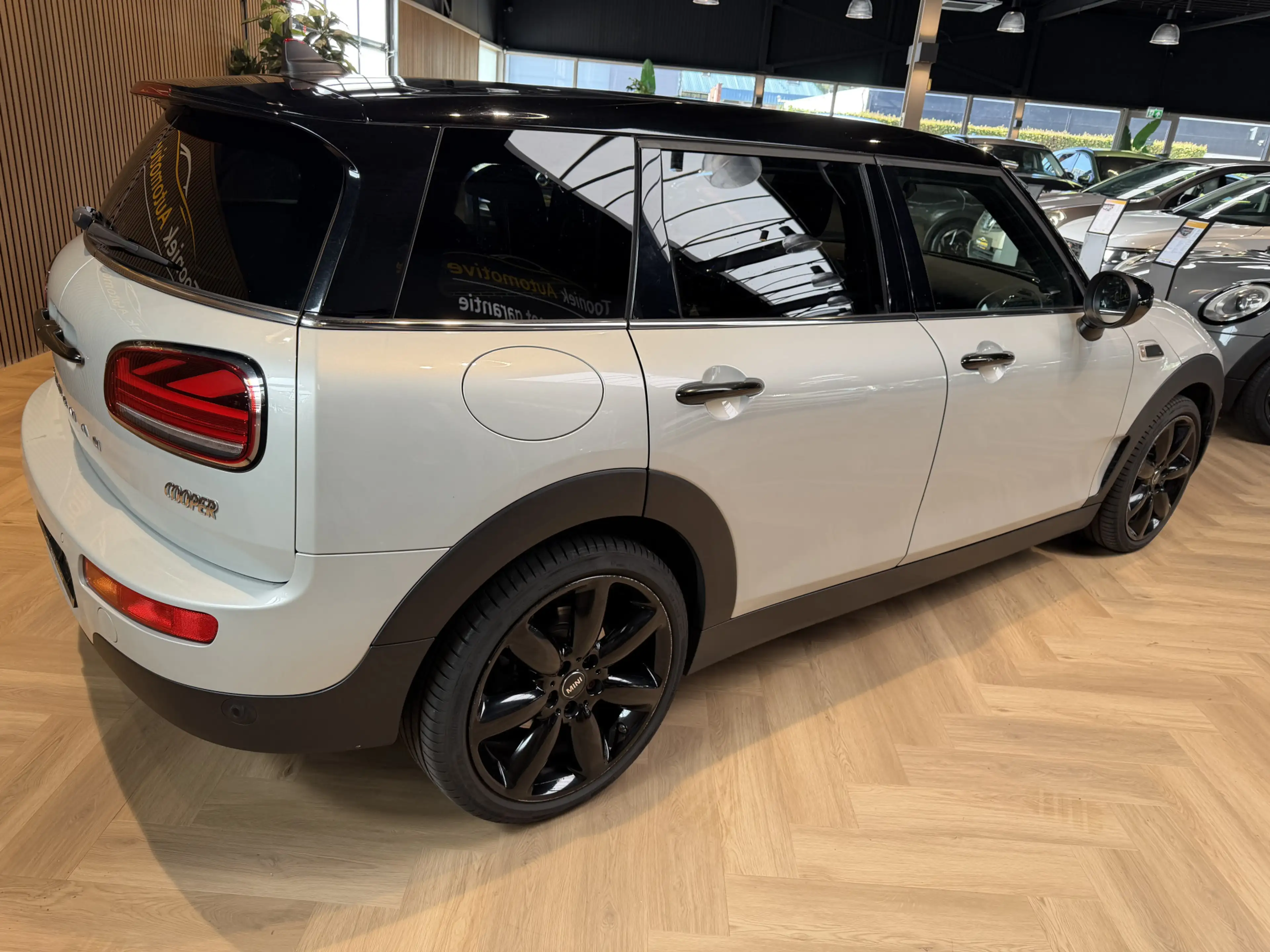 MINI Cooper Clubman 1.5 Chili — photo 3