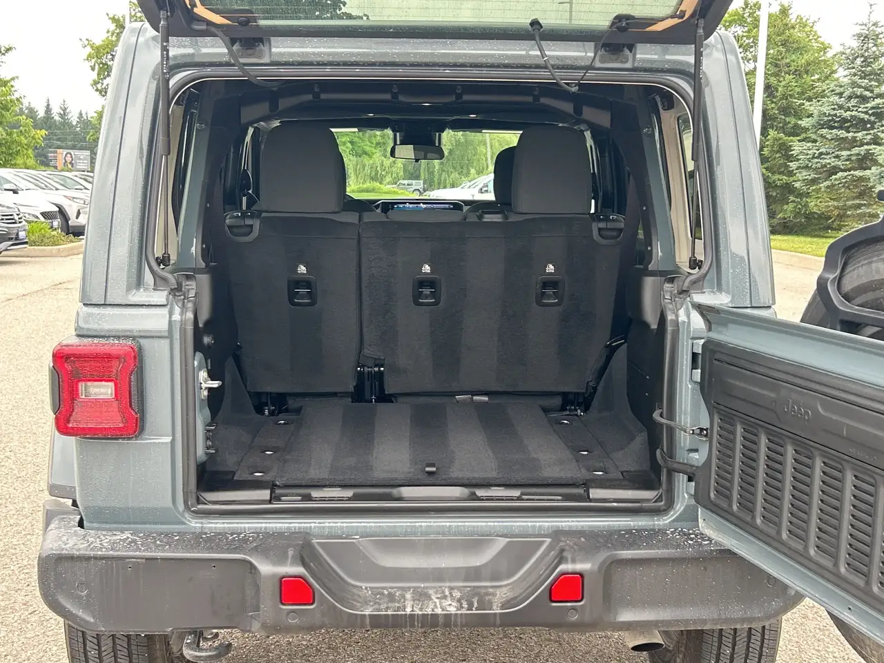Jeep Wrangler снимка Jeep Wrangler