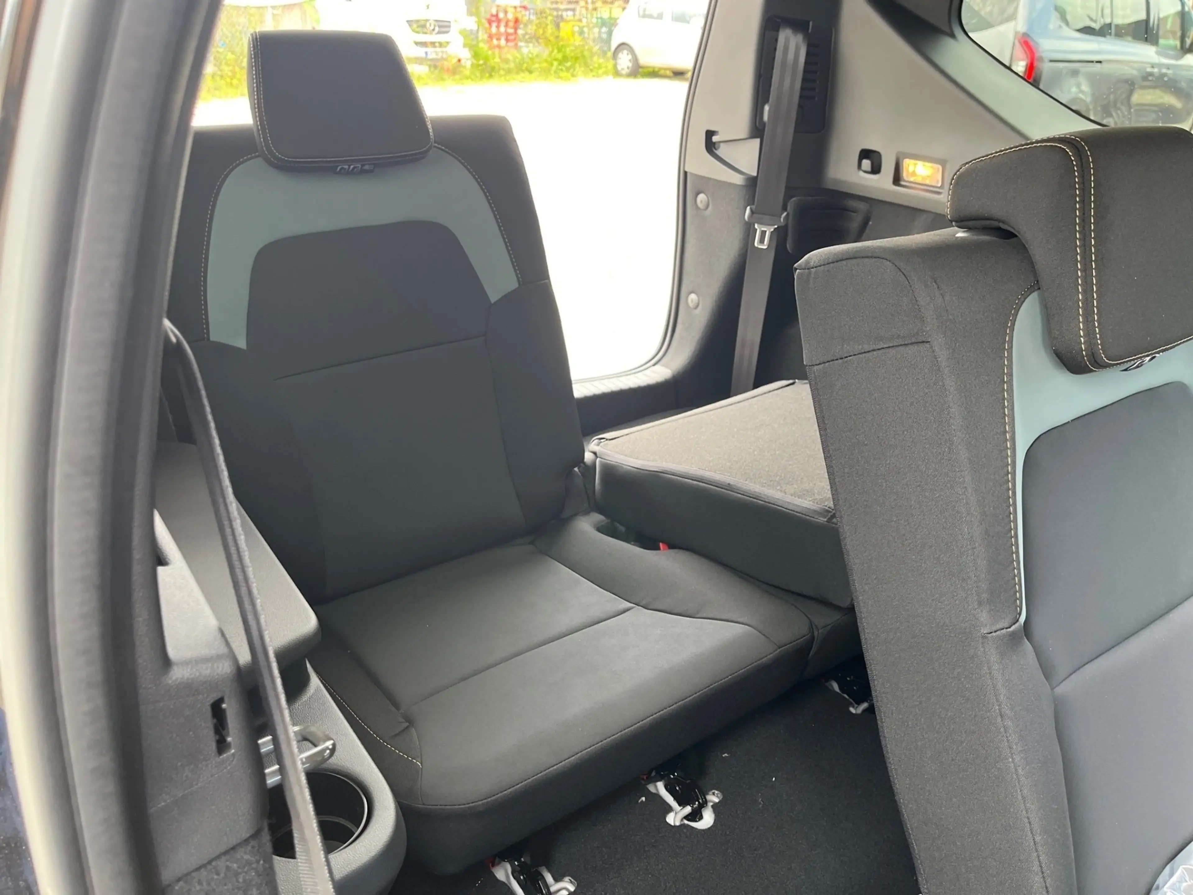 Dacia Jogger Extreme TCe 110 7-Sitzer — photo 14