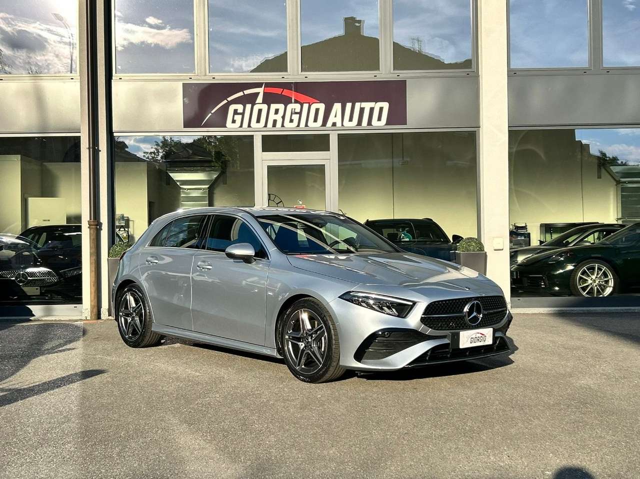 Mercedes-Benz A 180 AMG Line Premium 7G-DCT