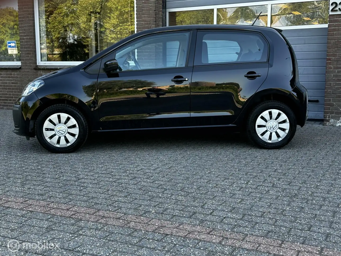 Volkswagen up! 1.0 CRUISE/AIRCO/MF-STUUR Nero - 2
