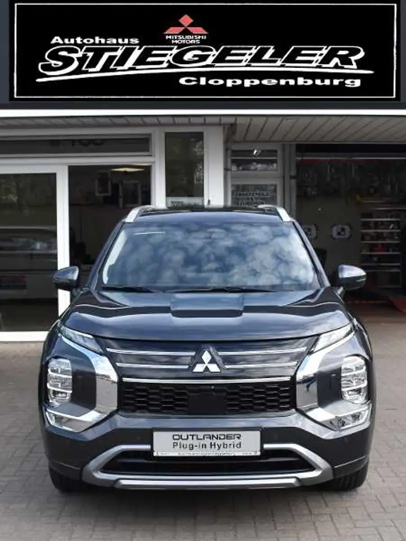 Mitsubishi Outlander 2.4L PHEV TOP, Leder,Pano, Yamaha Grau - 2
