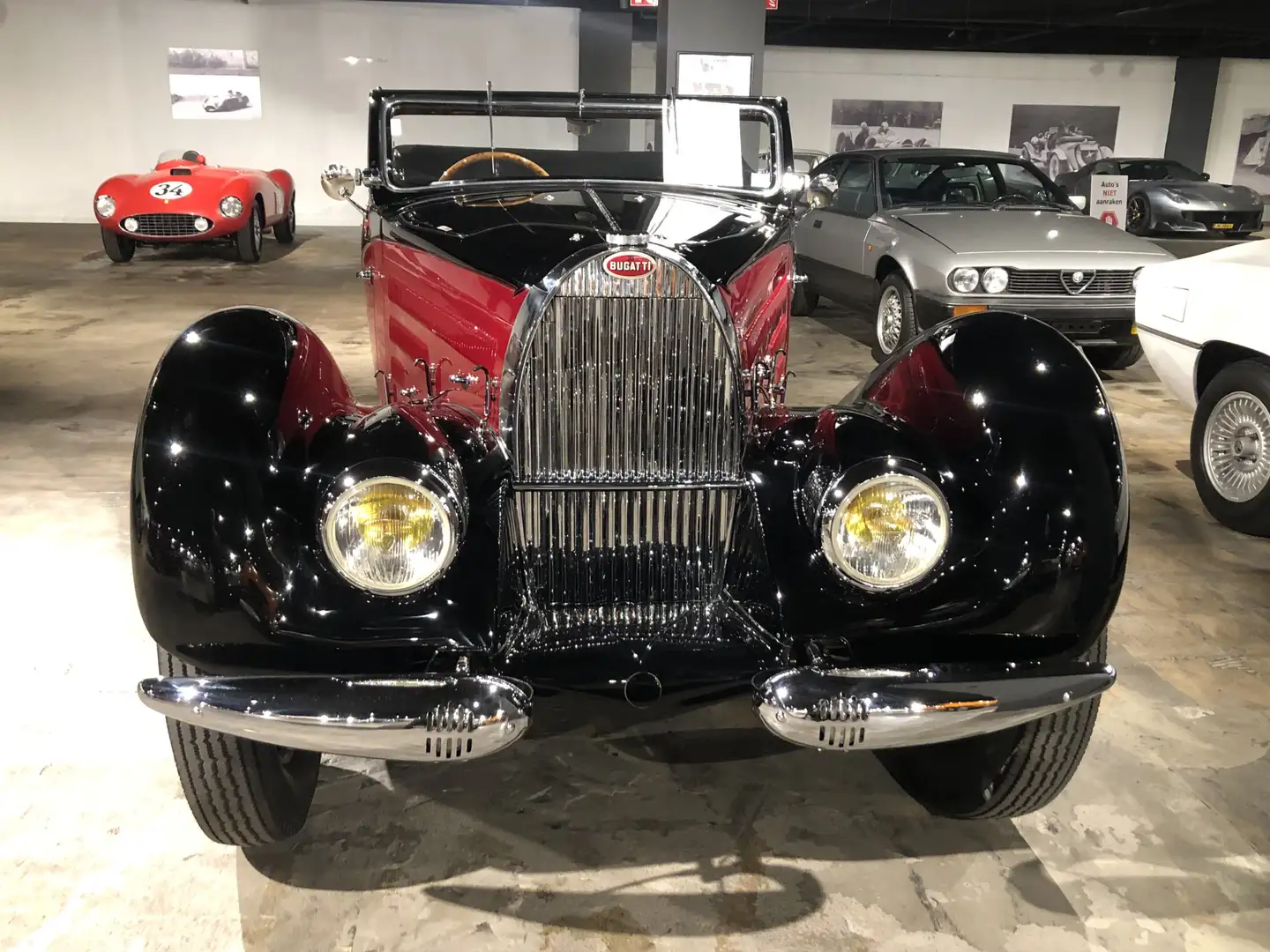 Bugatti Type 57 Cabriolet 1938 M0510 Červená - 2