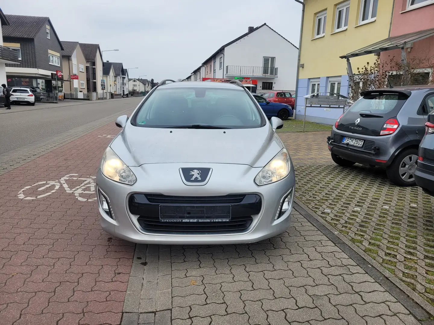 Peugeot 308 SW HDi FAP 150 Active Argintiu - 1