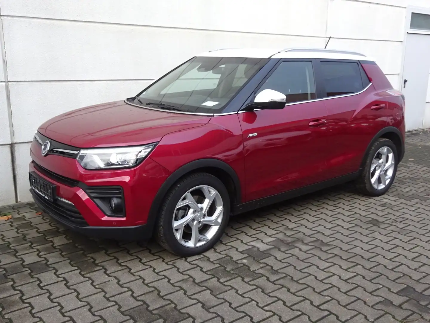 SsangYong Tivoli 1,5 T-GDI Turbo 4WD MT Fizz Navi DAB RKam Rot - 2