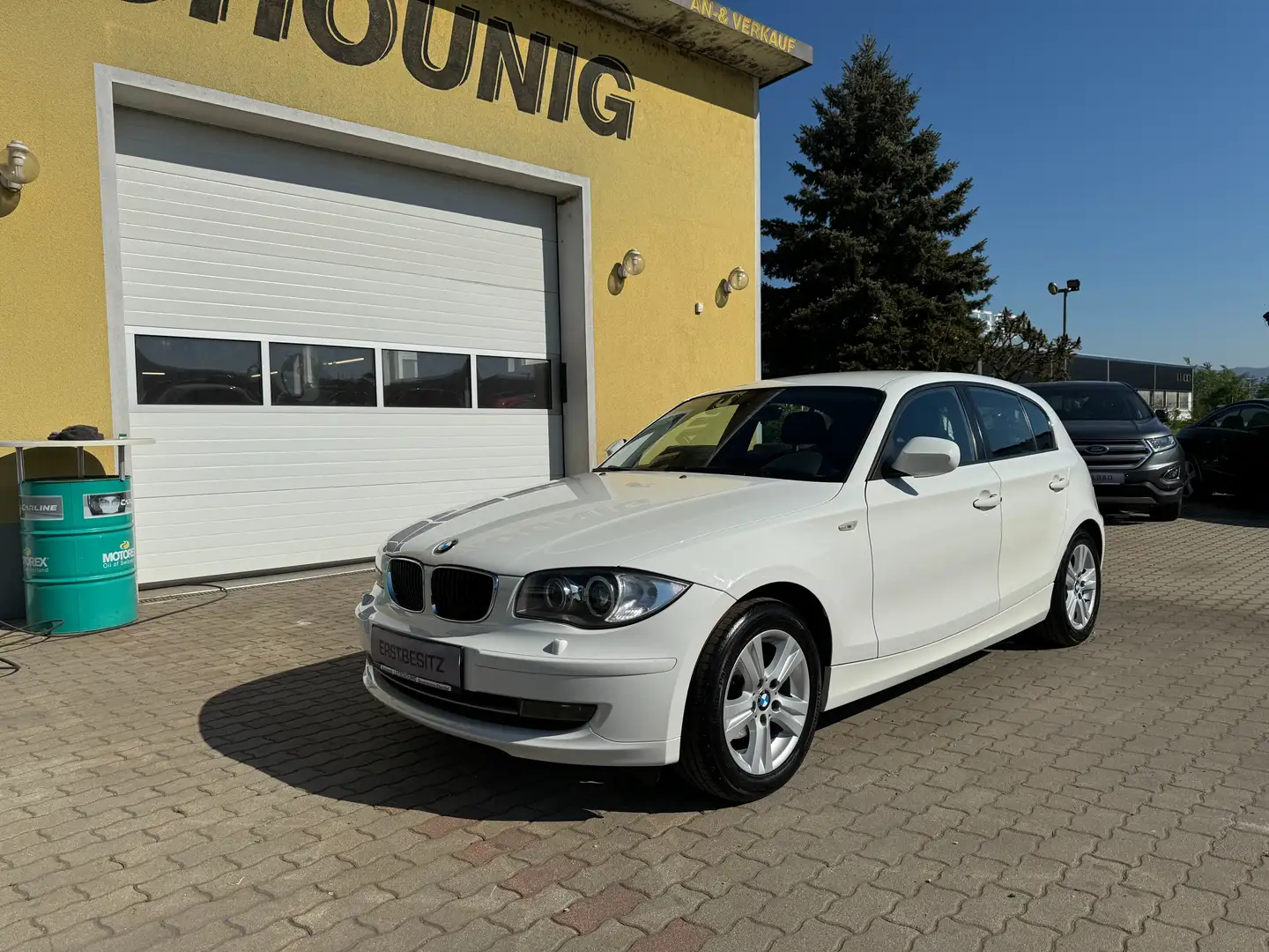BMW 116 116i Österreich-Paket Aut. Weiß - 2