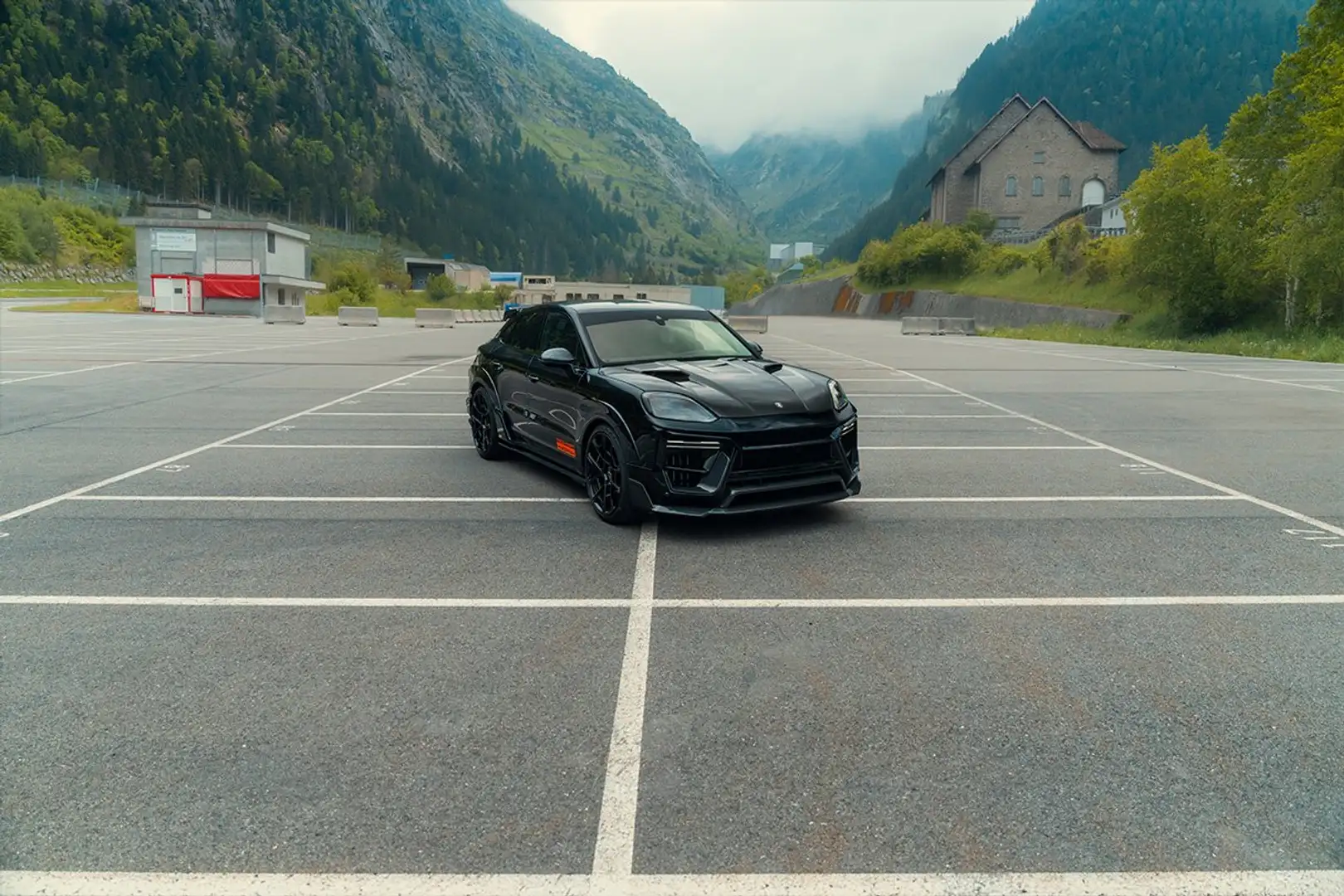 Porsche Cayenne TECHART MAGNUM (Turbo E-Hybrid) Schwarz - 1