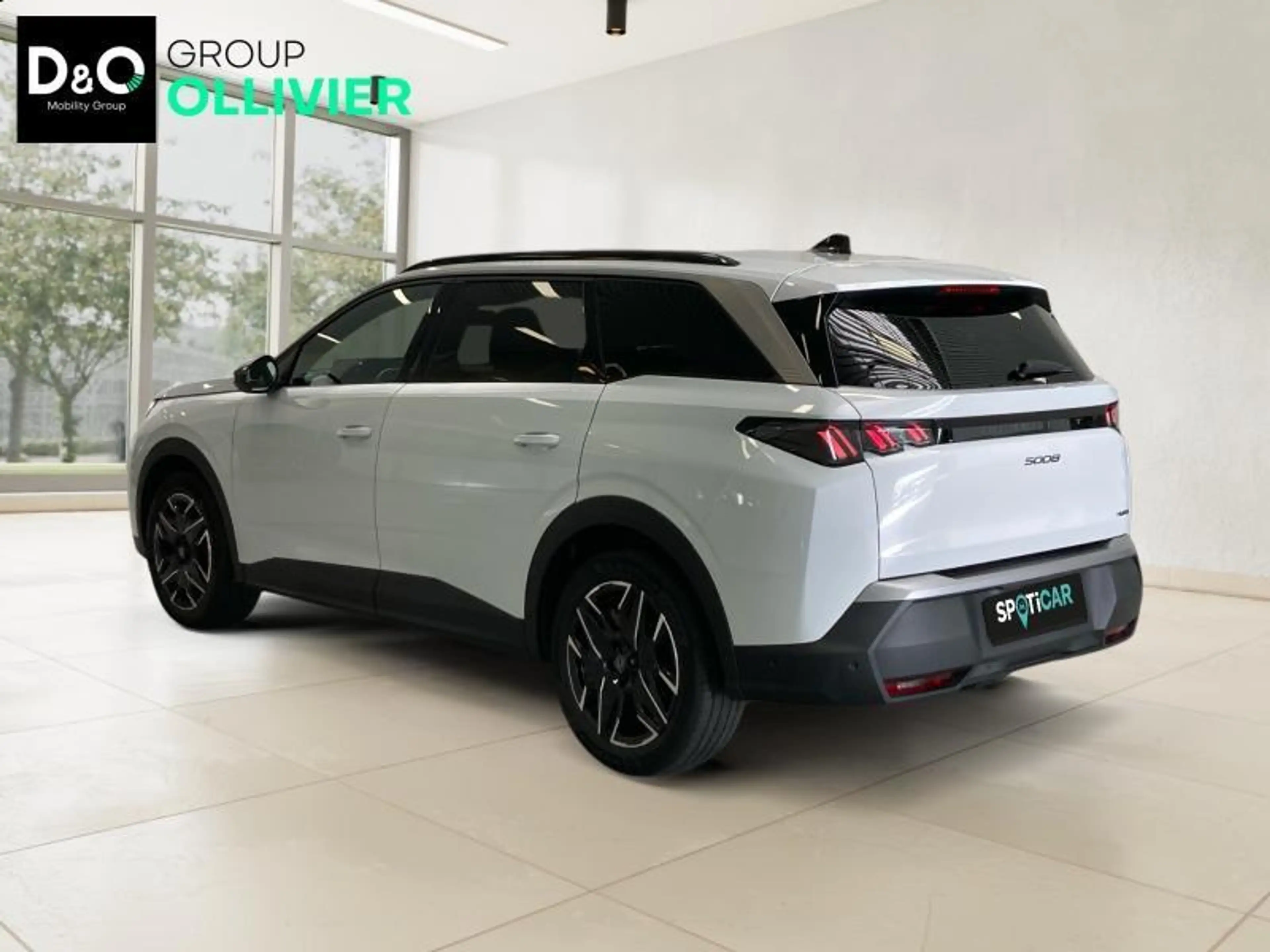 Peugeot 5008 III & e- Allure * 7pl * — photo 5