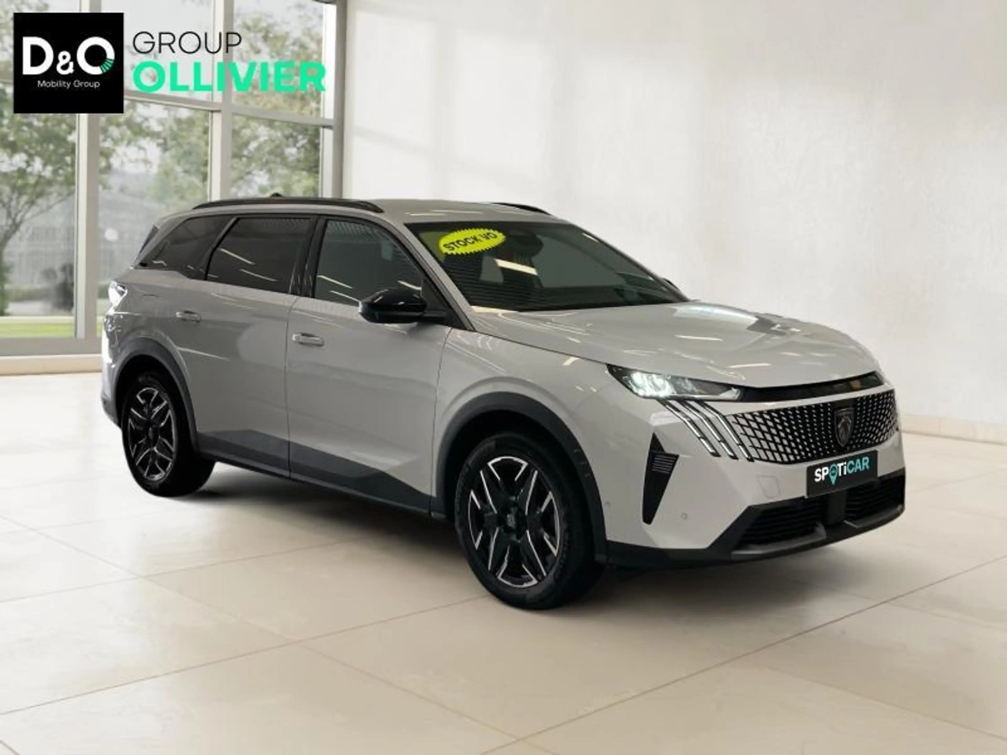 Peugeot 5008 III & e- Allure * 7pl * — photo 3