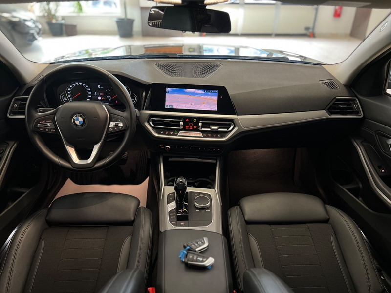 BMW 318 d Advantage Aut/Navi/SportSitze/KeyLes/Tempom — photo 3