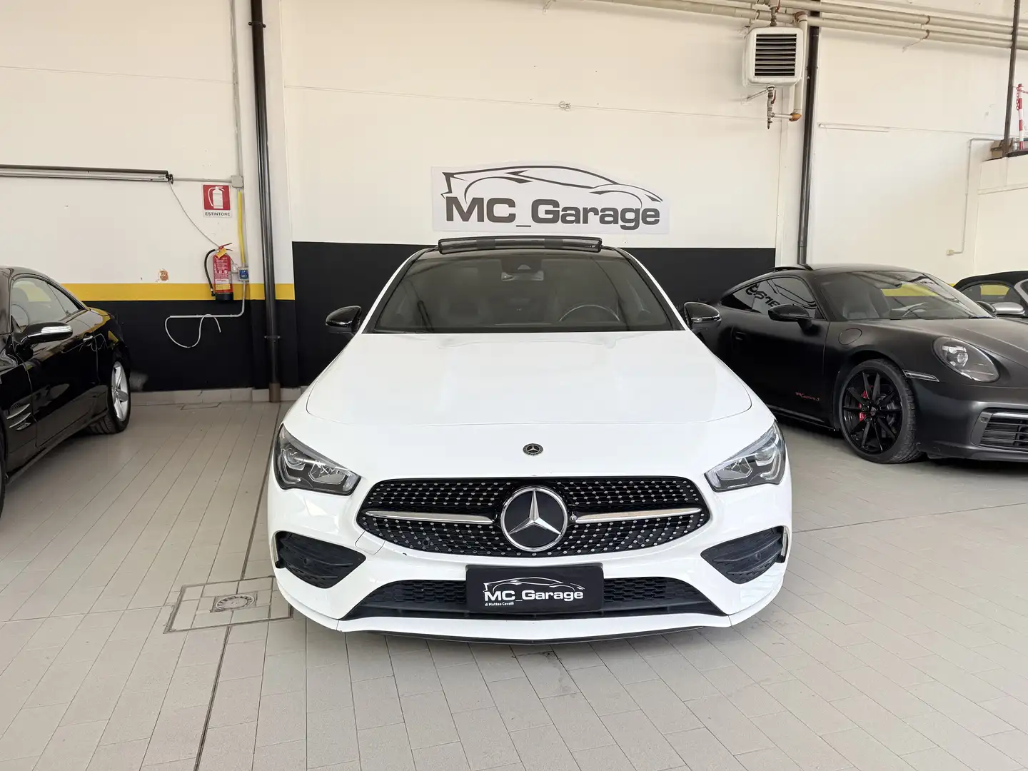 Mercedes-Benz CLA 180 Coupe d Premium auto - 2