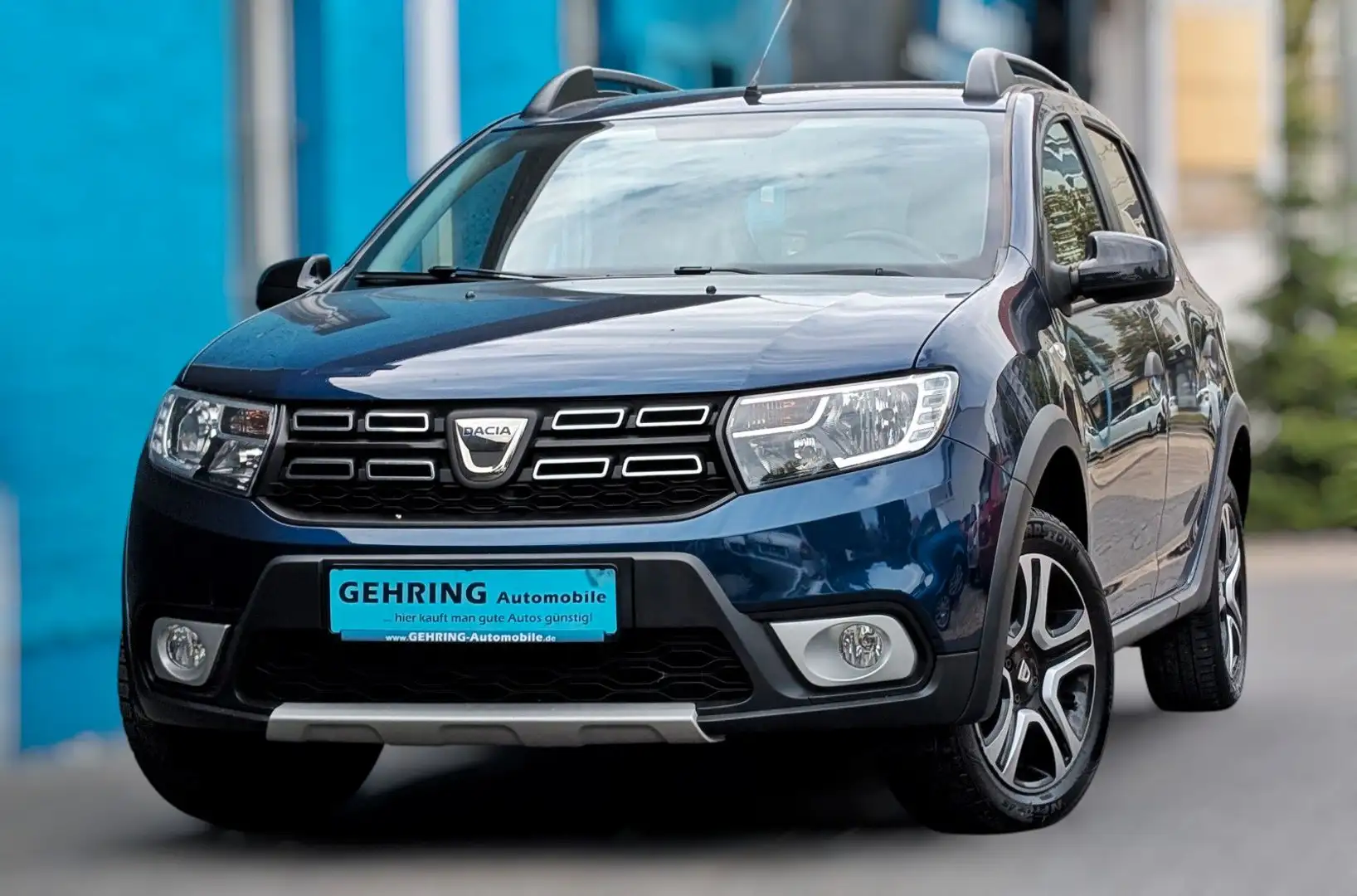 Dacia Sandero Stepway 90 LPG Klima Navi Allwetter Cam Blau - 1