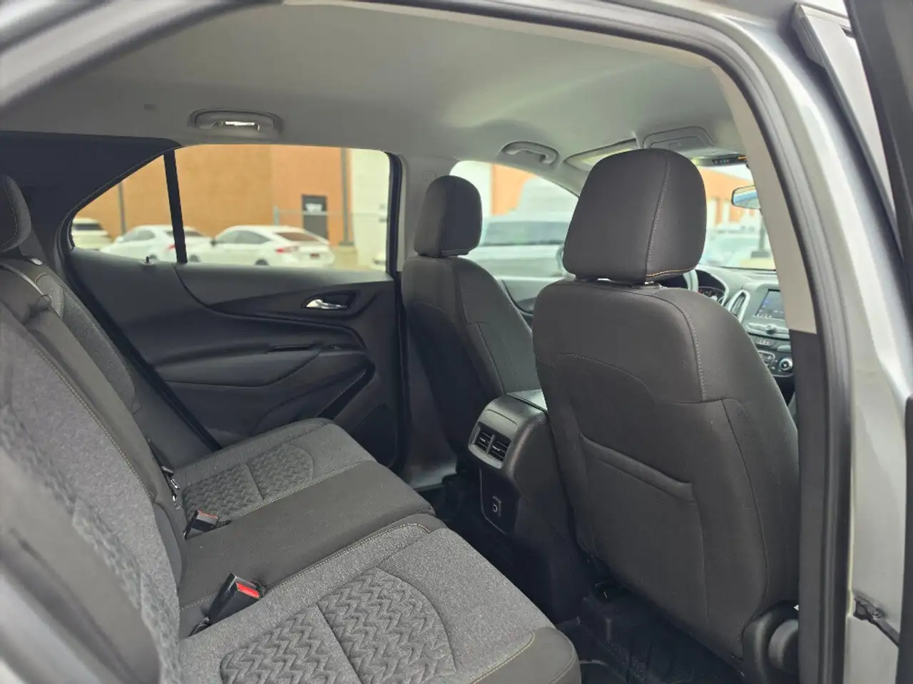 Chevrolet Equinox снимка Chevrolet Equinox