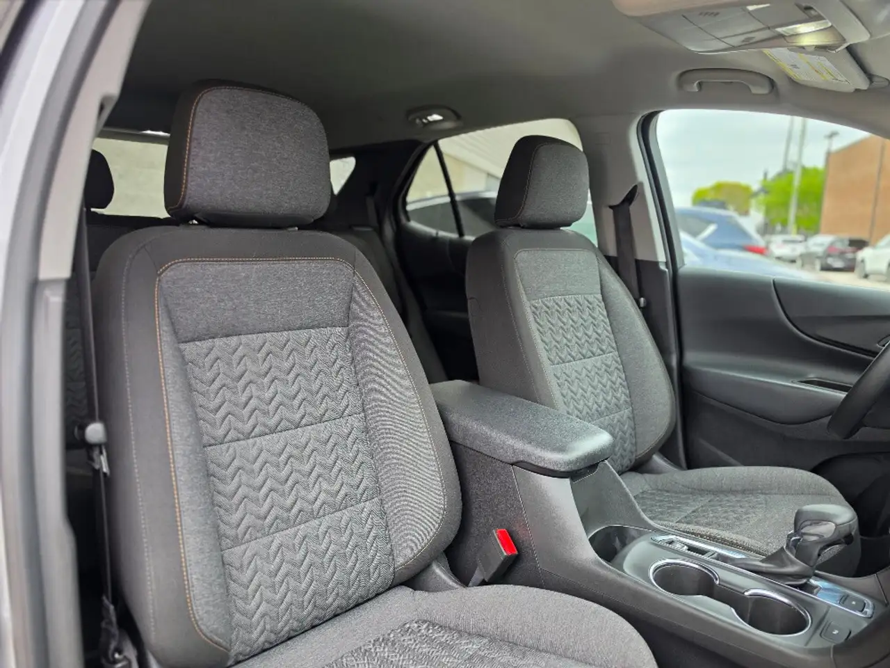 Chevrolet Equinox снимка Chevrolet Equinox