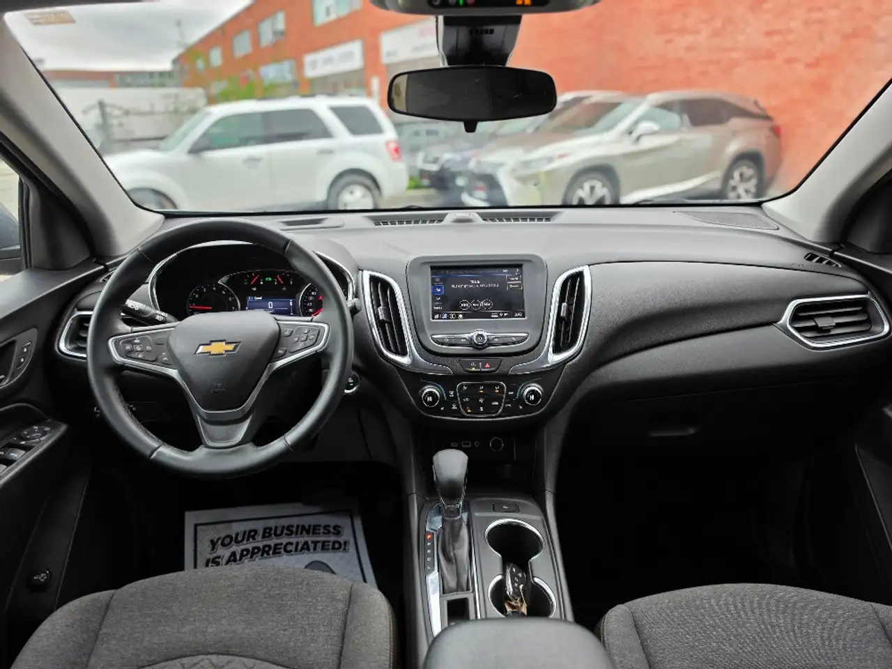 Chevrolet Equinox снимка Chevrolet Equinox