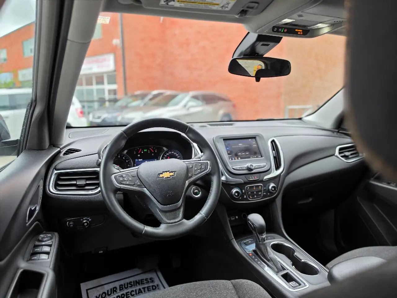 Chevrolet Equinox снимка Chevrolet Equinox