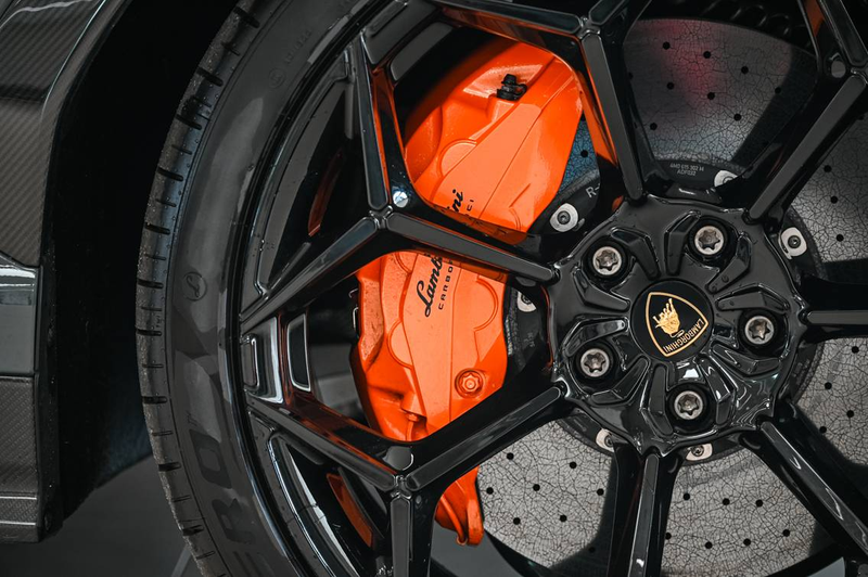 Lamborghini Urus Urus Performante 4.0 BiTurbo V8 — photo 12