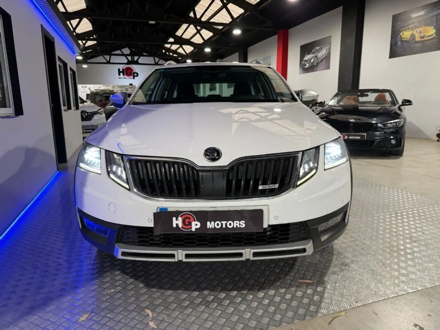 Skoda Octavia Scout 4x4 Blanco - 2