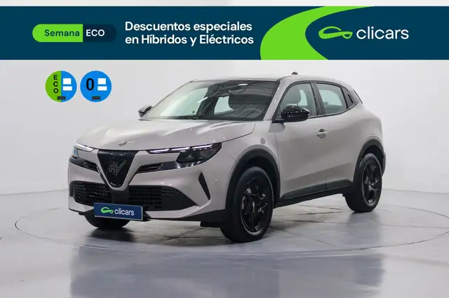 Alfa Romeo Junior Ibrida 1.2 Q4 108kw eDCT6