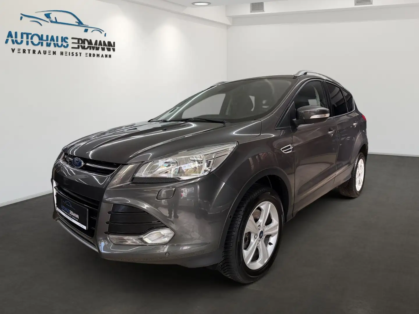 Ford Kuga 1,5 Titanium*4x4*1.Hand*Autom*Navi*PDC Gris - 1