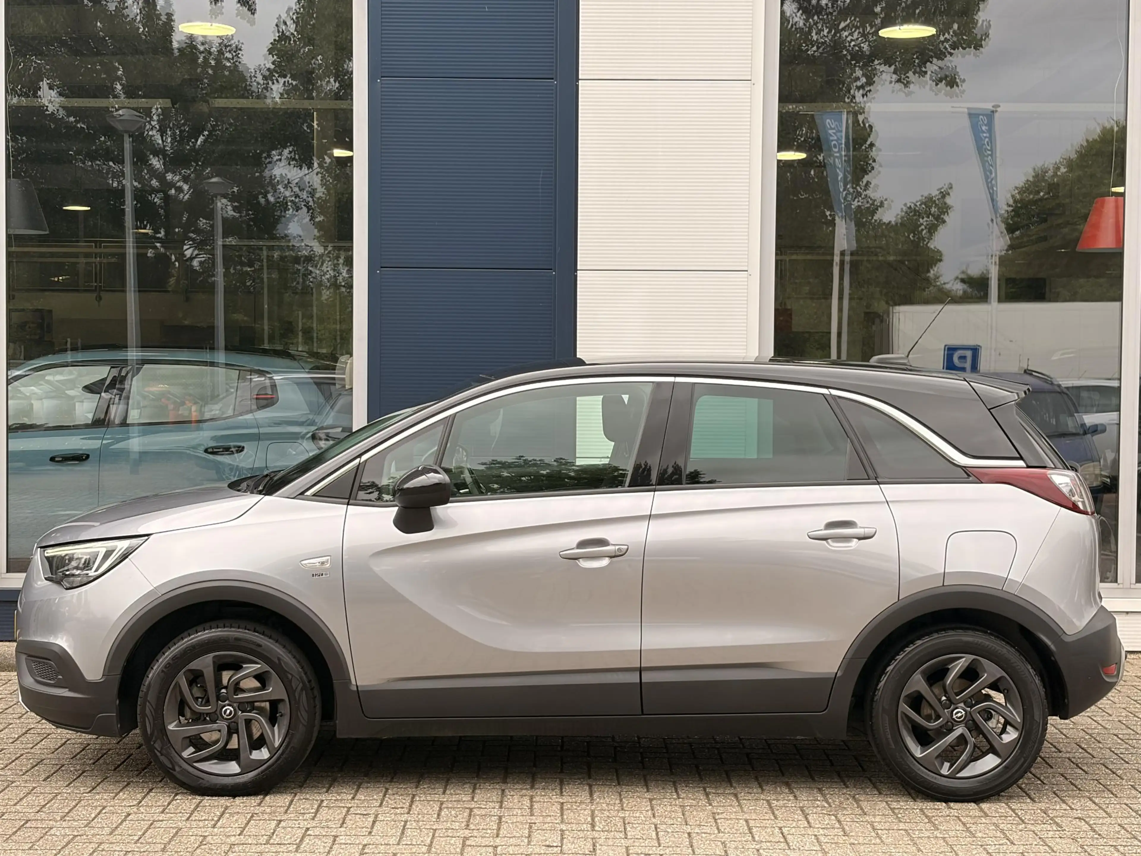 Opel Crossland X 1.2 Turbo Automaat 120 Jaar Edition | Parkeersenso — photo 3