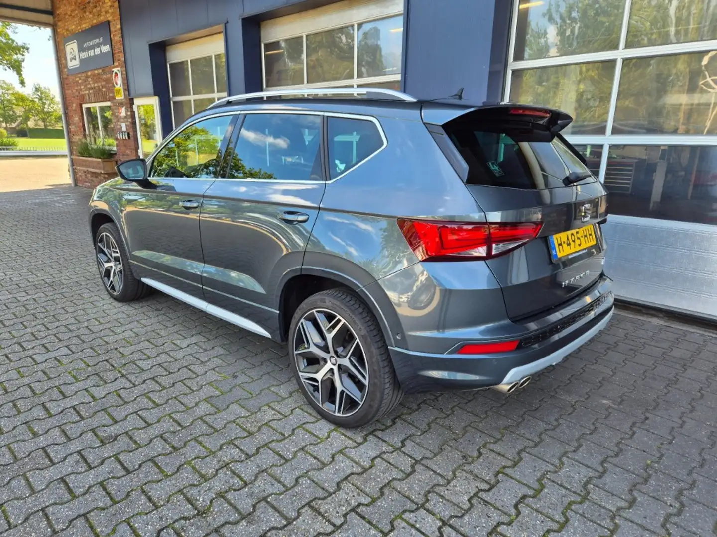 SEAT Ateca 1.5 TSI FR Automaat, 360 camera, Applecarplay/Andr Gris - 2
