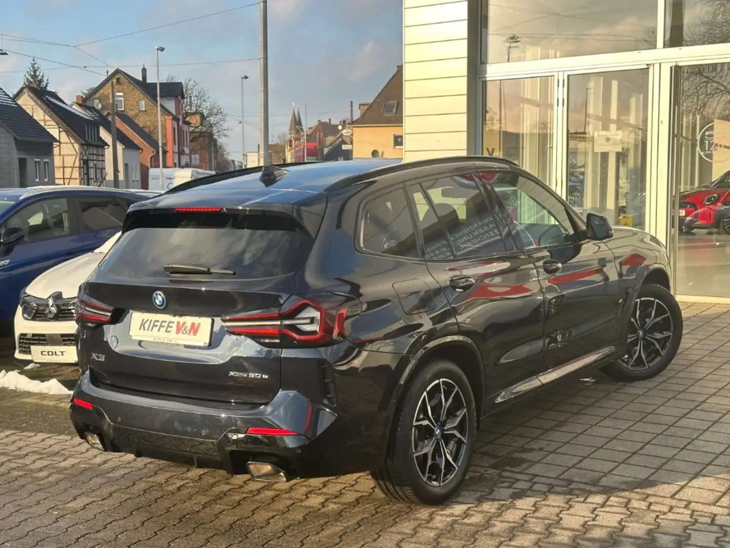 BMW X3 xDrive30e M SPORT LASER KLIMASITZ HUD PA+ AHK Black - 2
