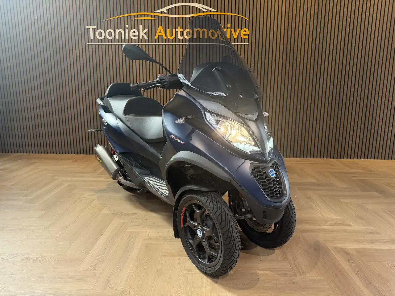 Piaggio MP3 500