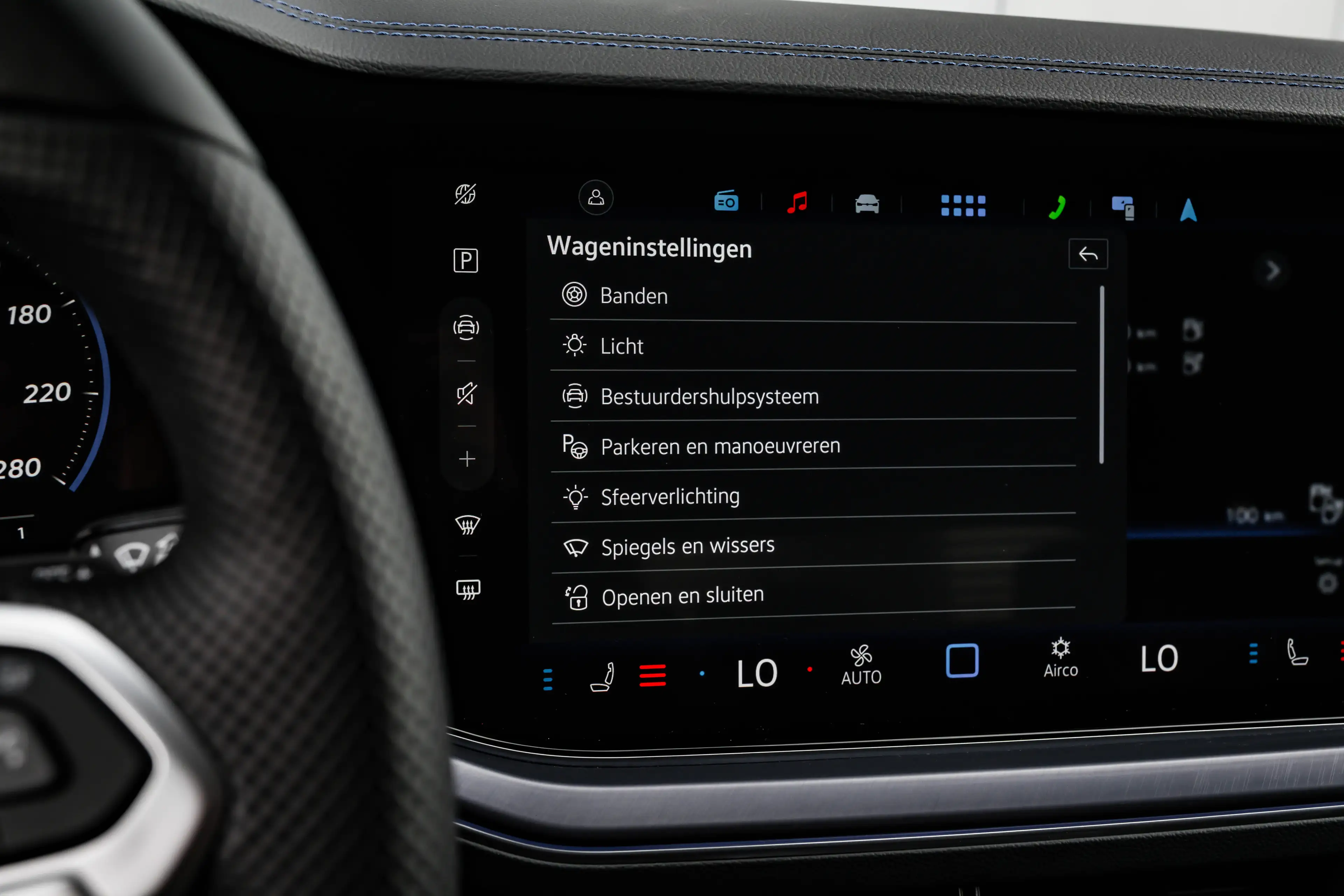 Volkswagen Touareg 3.0 TSi eHybrid 4MOTION R l Trekhaak Elektr. l DYN — photo 39