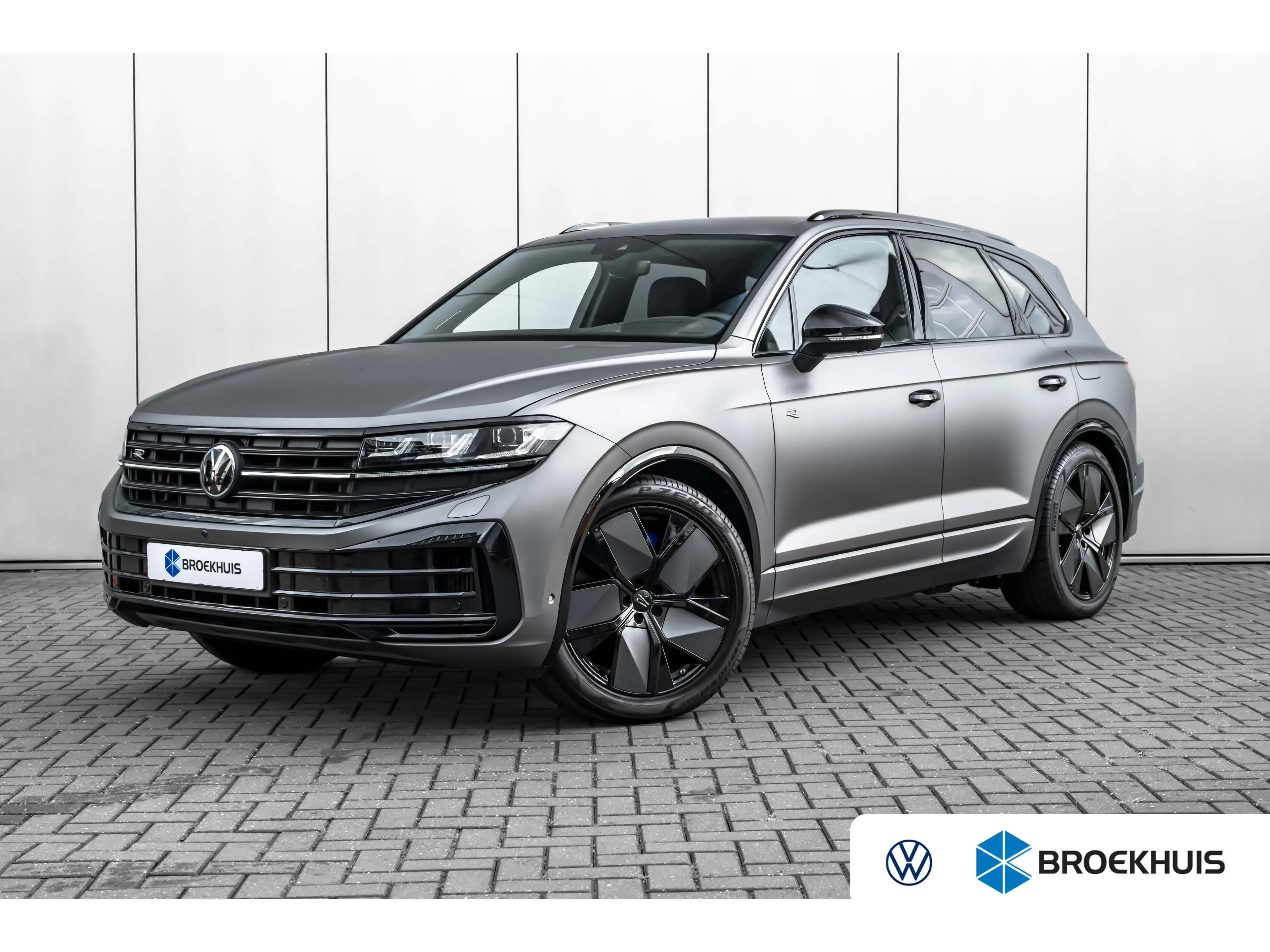 Volkswagen Touareg 3.0 TSi eHybrid 4MOTION R l Trekhaak Elektr. l DYN