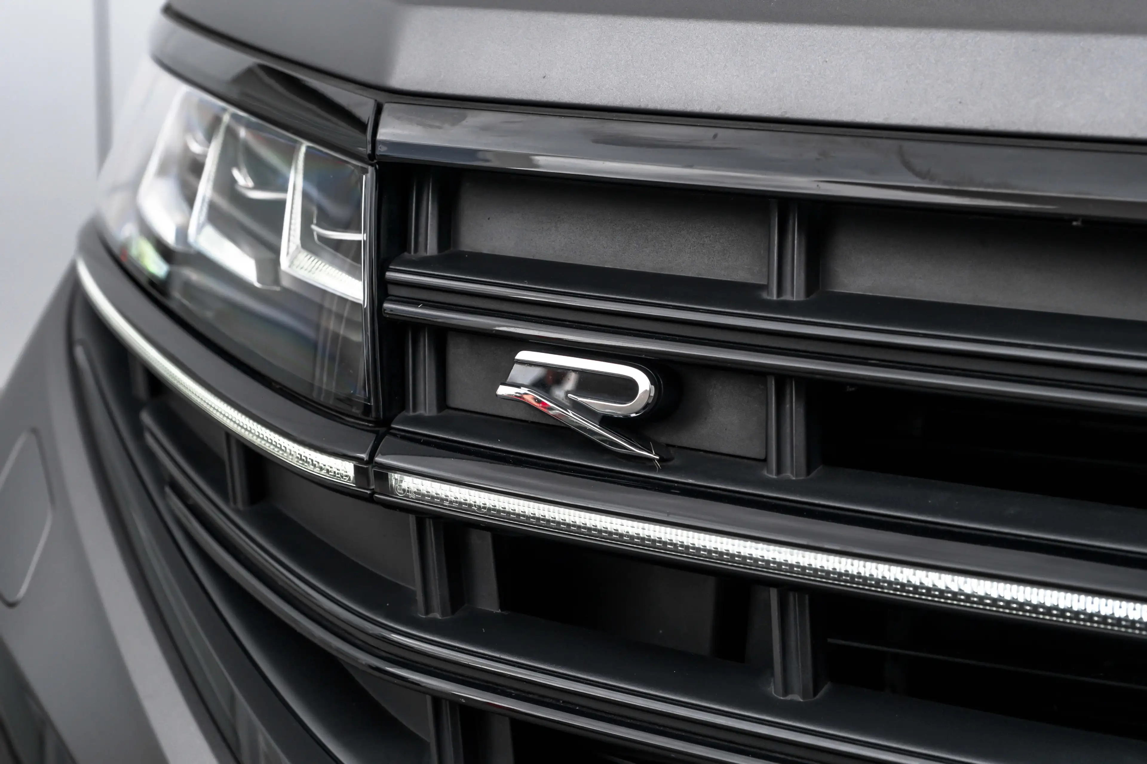 Volkswagen Touareg 3.0 TSi eHybrid 4MOTION R l Trekhaak Elektr. l DYN — photo 19