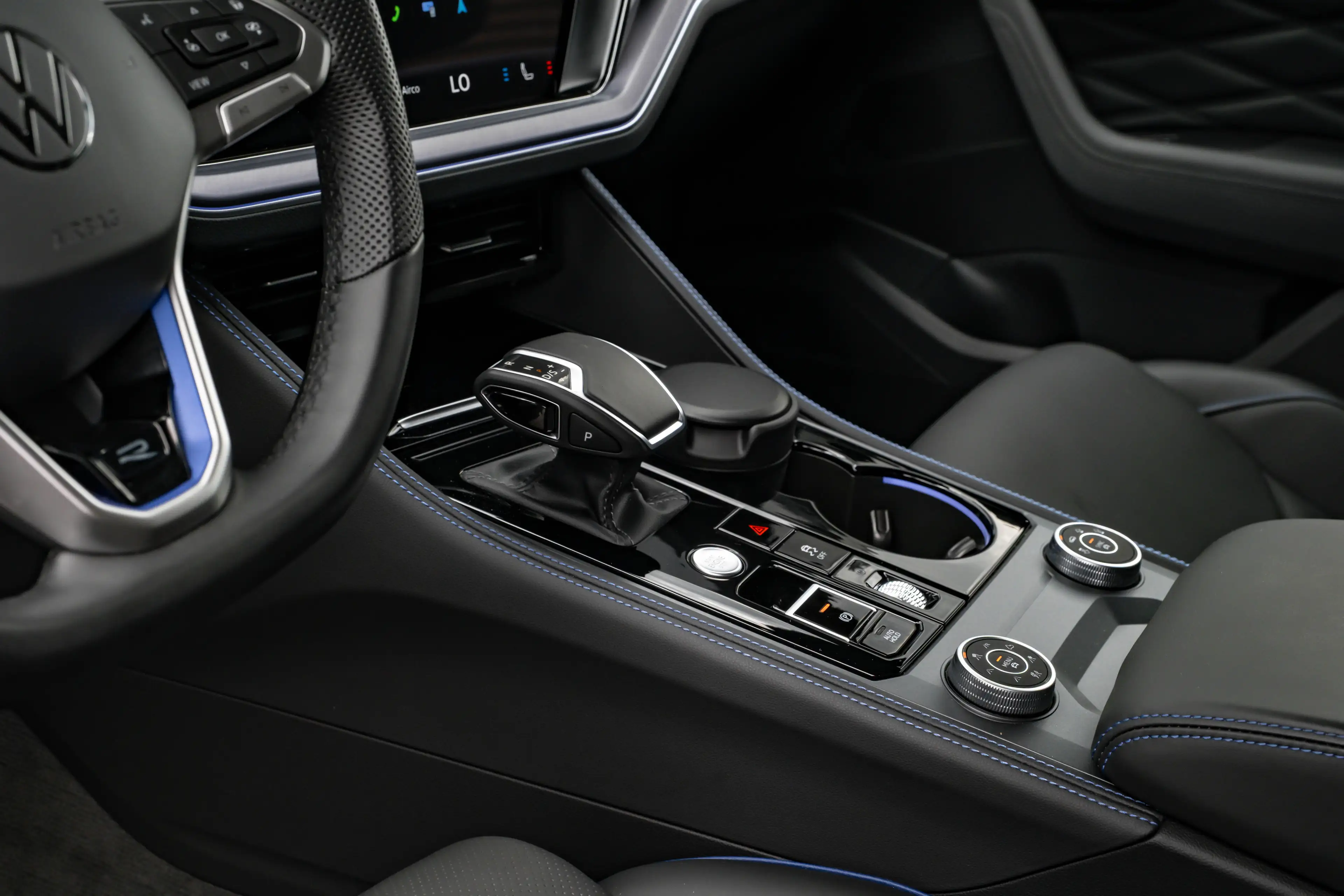 Volkswagen Touareg 3.0 TSi eHybrid 4MOTION R l Trekhaak Elektr. l DYN — photo 14
