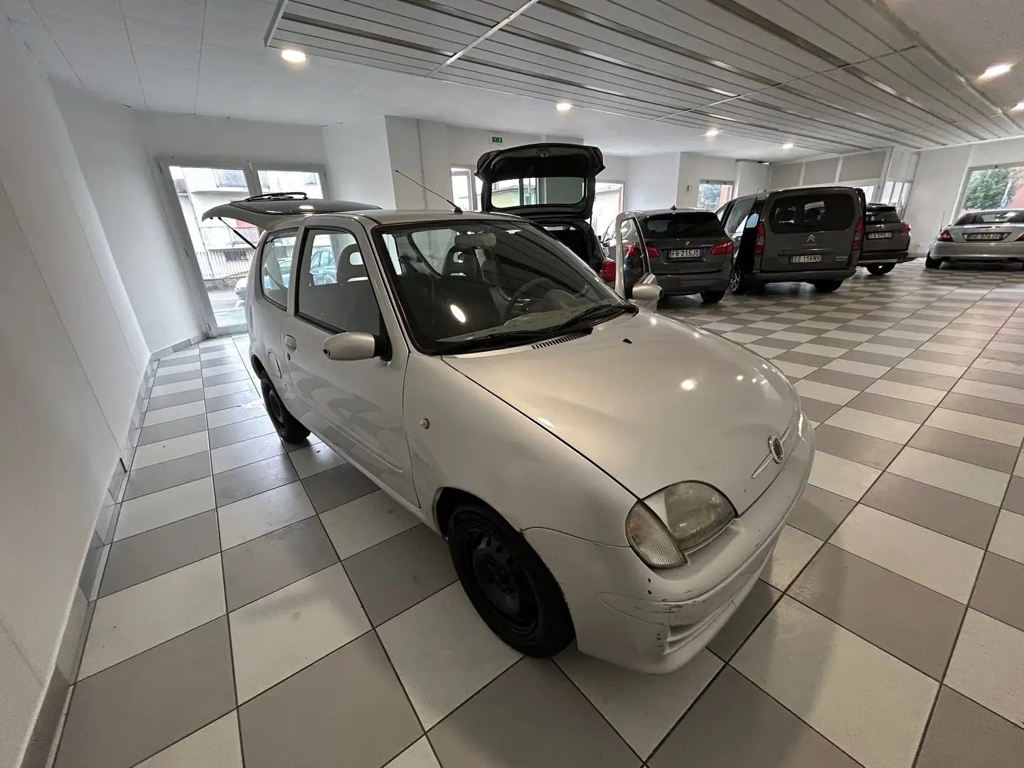 Fiat 600 1.1 CLIMA,IDROGUIDA,PRONTA CONSEGNA Grau - 2