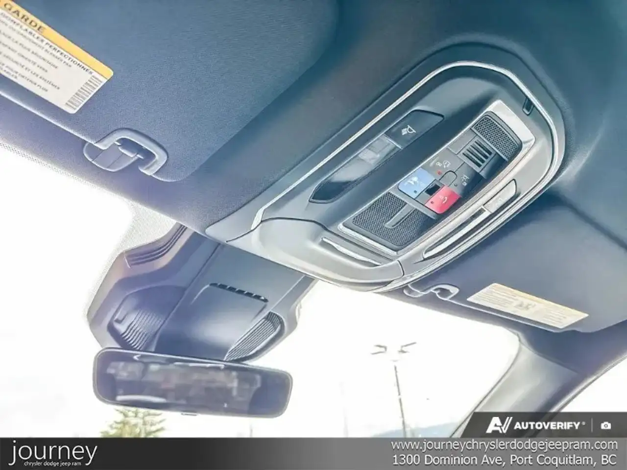Jeep Cherokee снимка Jeep Cherokee