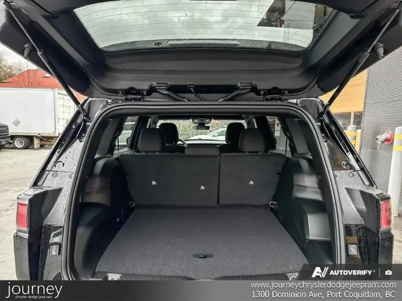 Jeep Cherokee снимка Jeep Cherokee