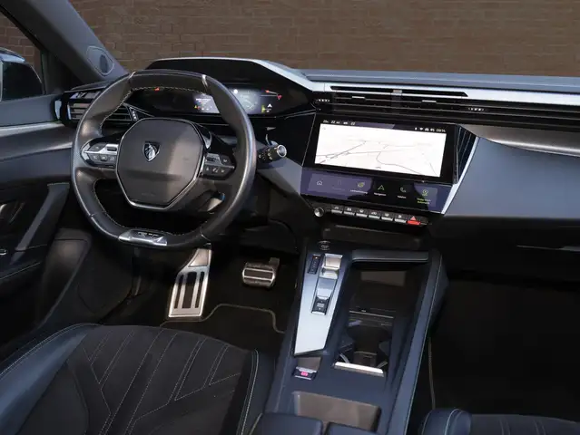 Peugeot 308 view 9