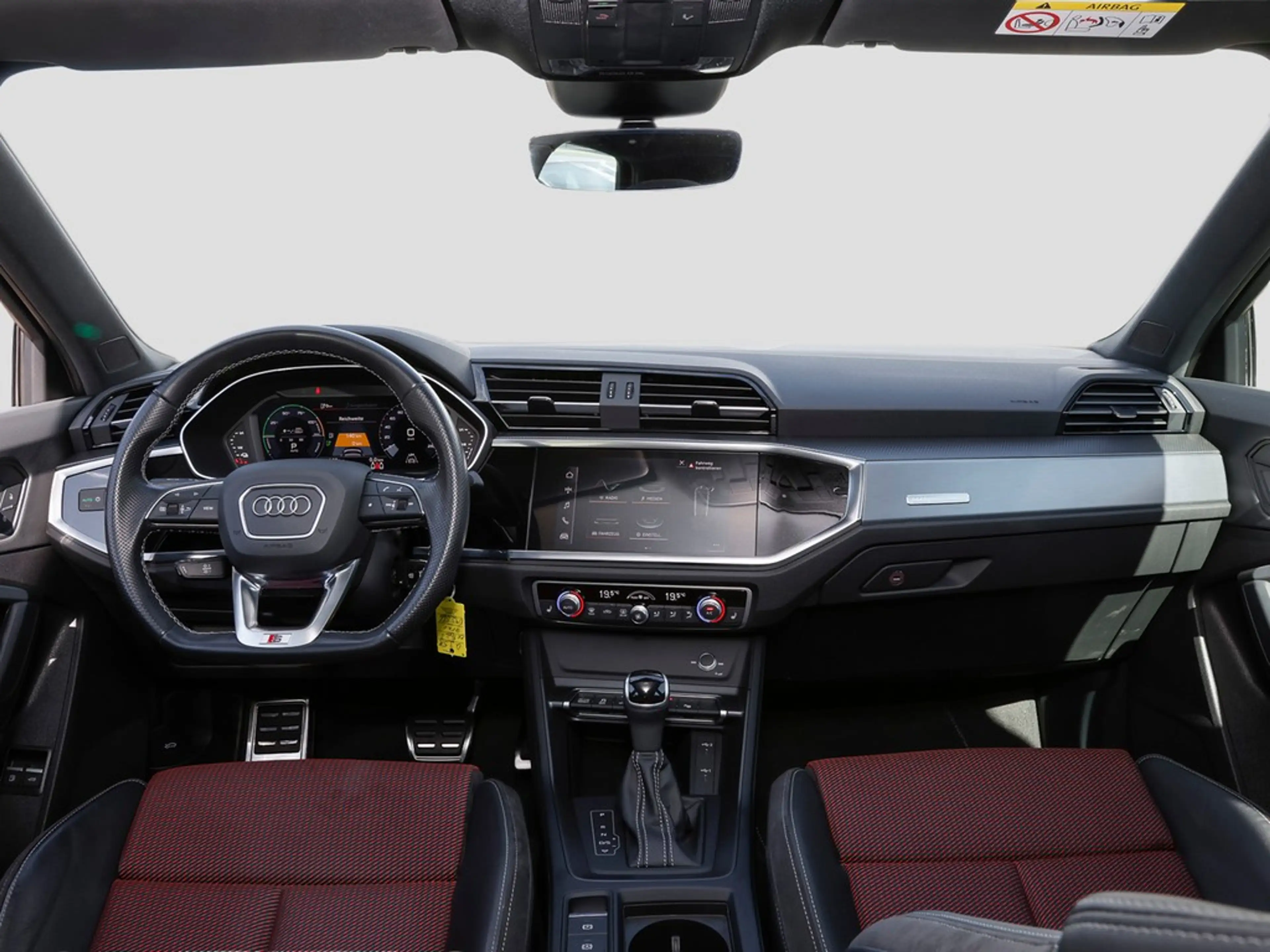 Audi Q3 Sportback 45 TFSI e S line Interieuer LED — photo 9