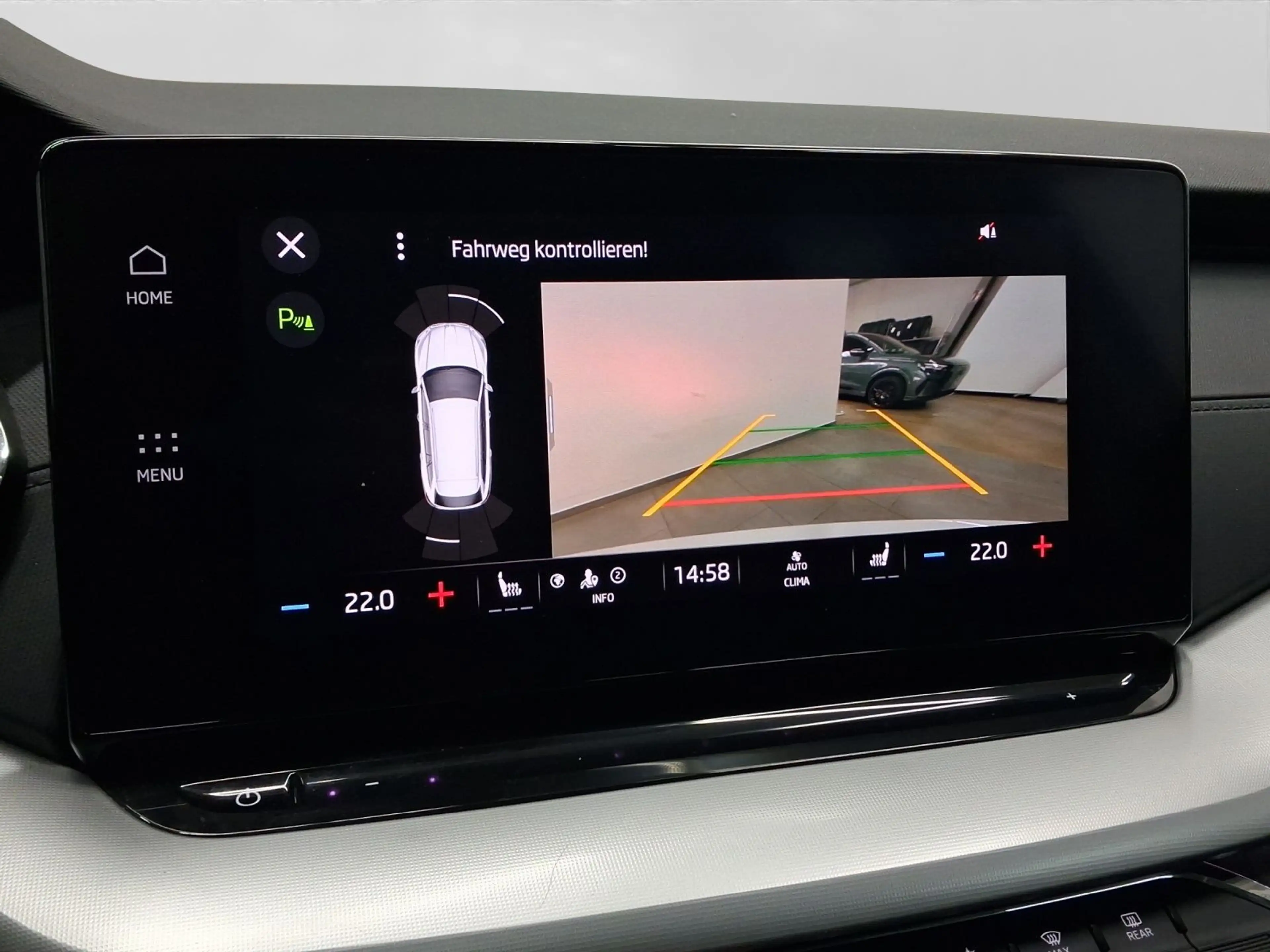 Skoda Octavia Combi 1.5 e-TEC DSG CLEVER LED NAVI PANO — photo 15