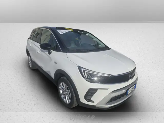 Opel Crossland view 3