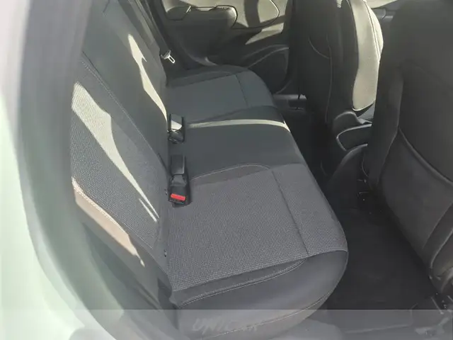 Opel Crossland view 14