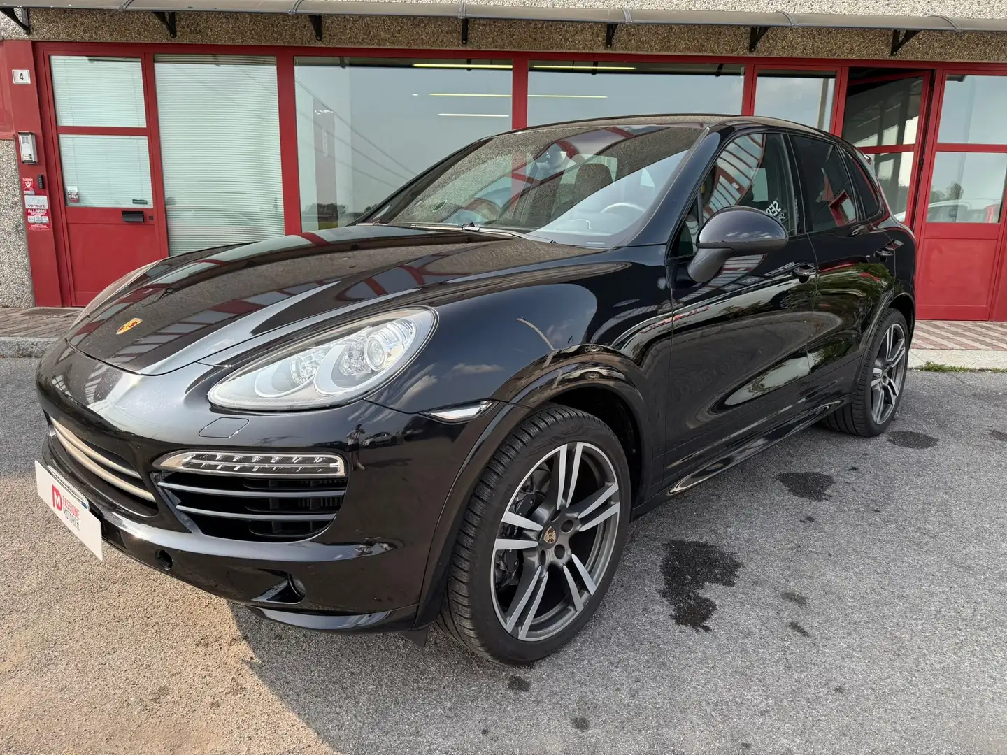 Porsche Cayenne Cayenne 3.0 V6 tdi 245cv tiptronic Service book Negro - 1