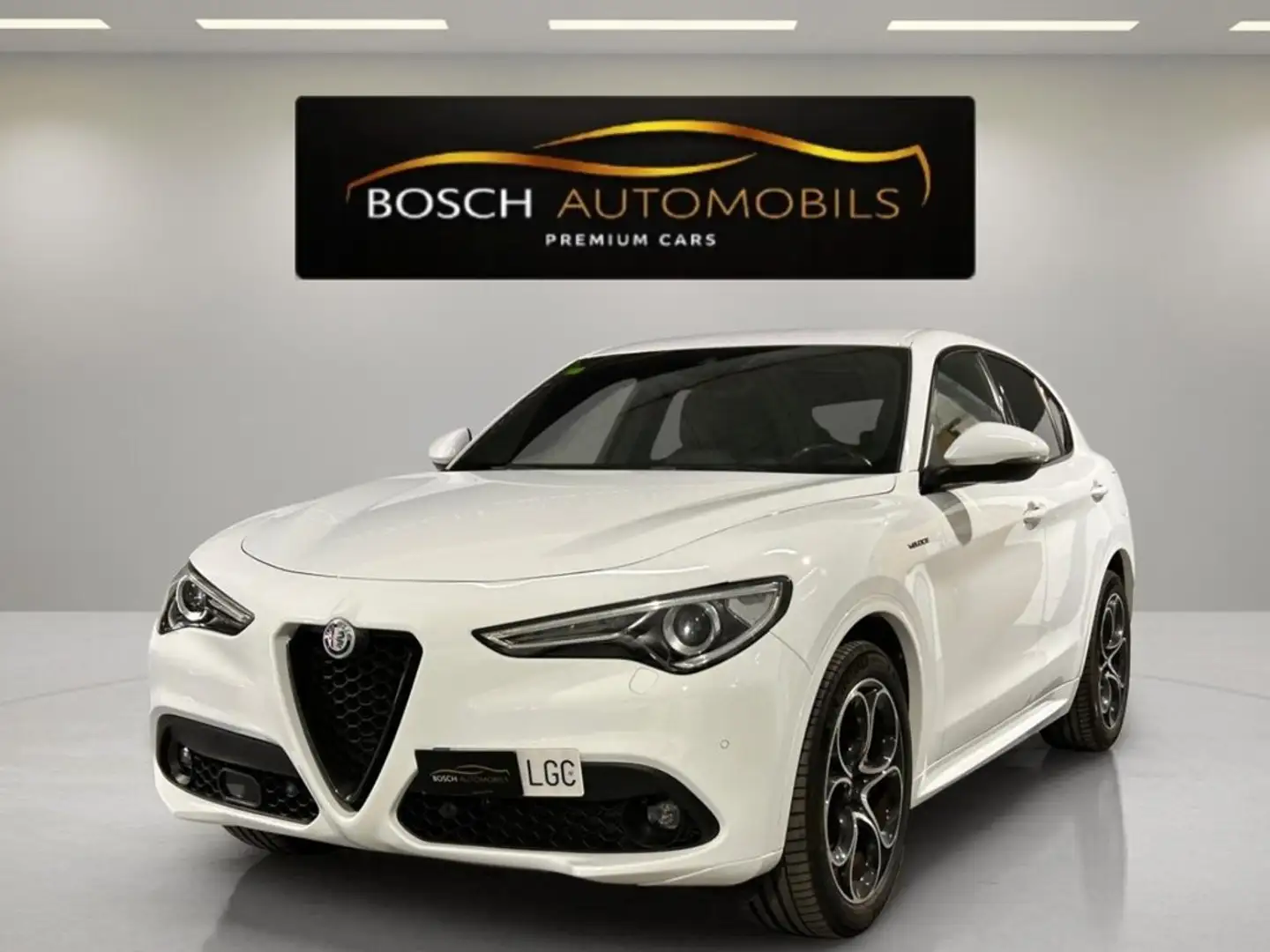 Alfa Romeo Stelvio 2.2 Diésel 154kW (210CV) Veloce Q4 Blanco - 1