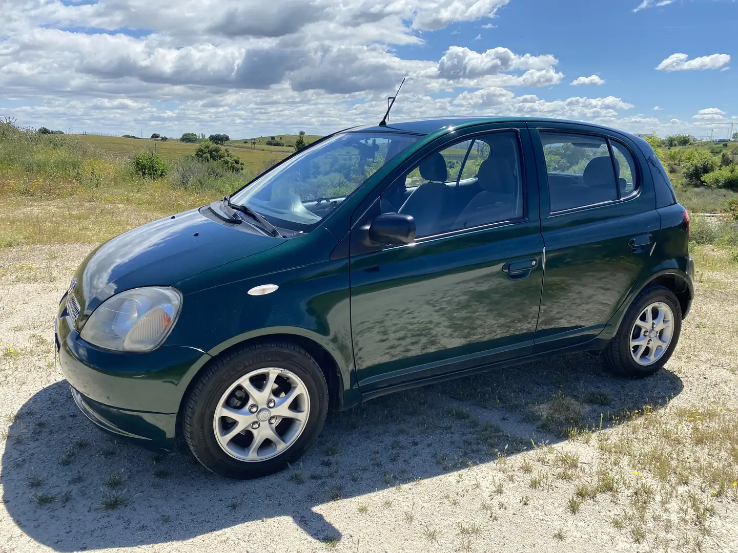 Toyota Yaris - 2