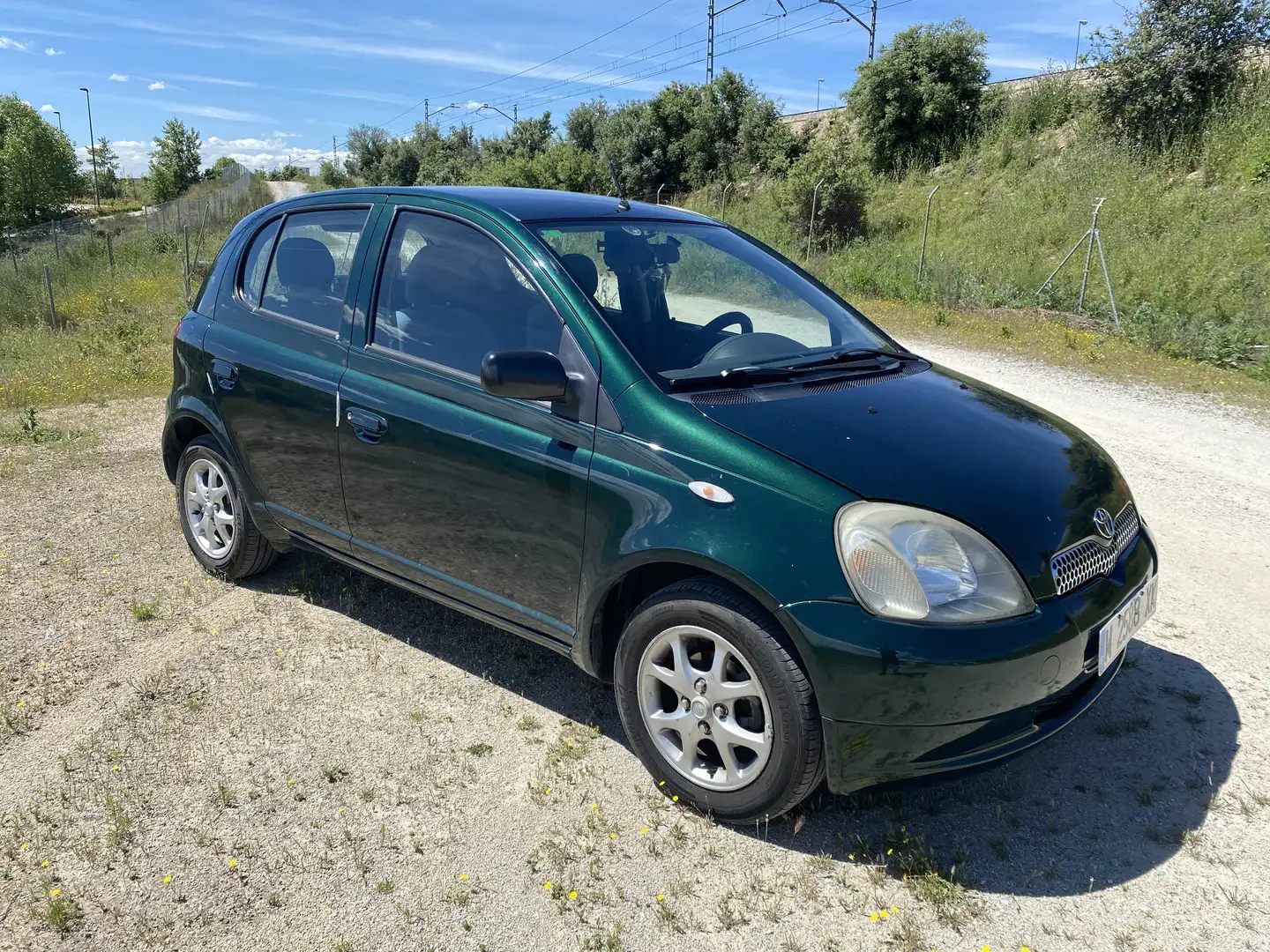 Toyota Yaris - 1