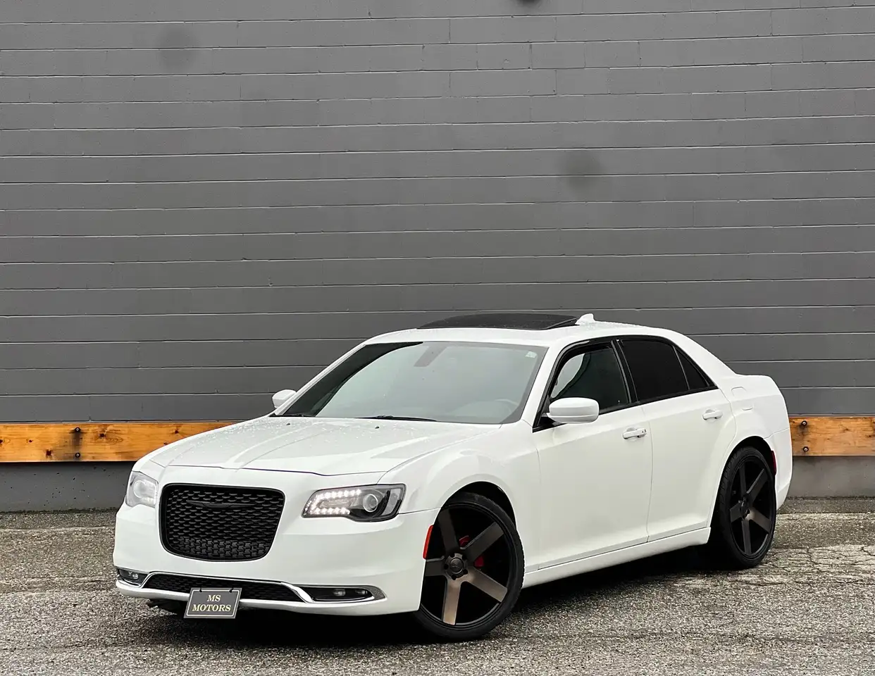 2018 Chrysler 300