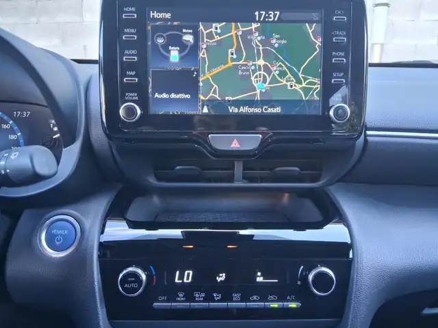 Toyota Yaris Cross view 15