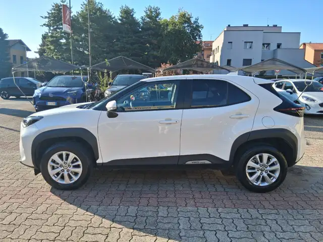 Toyota Yaris Cross view 2