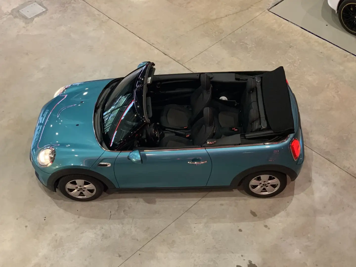 MINI One Cabrio Blauw - 2